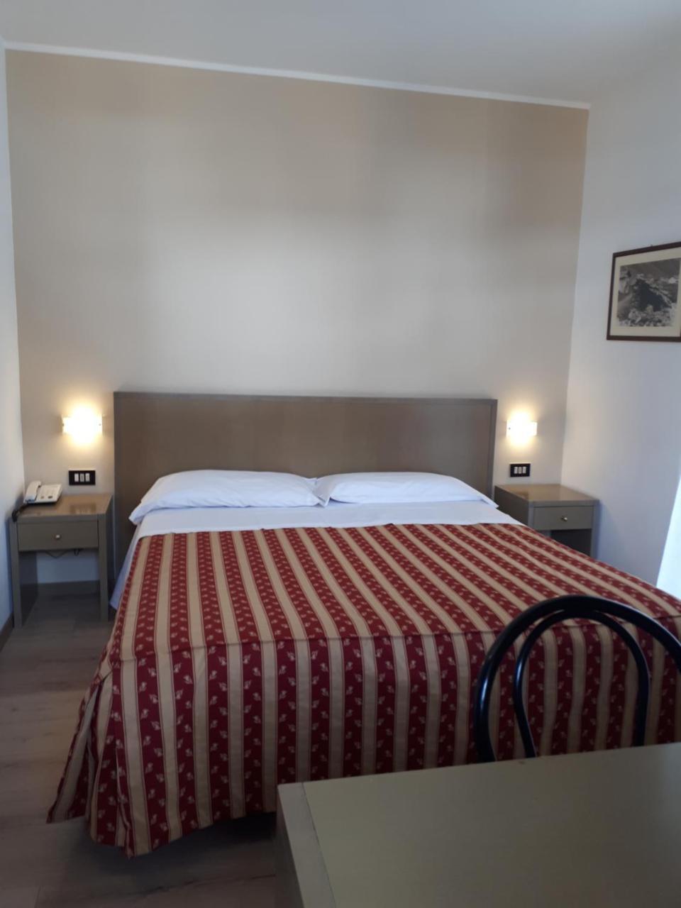Hotel Pineta Понте-ди-Леньо Экстерьер фото